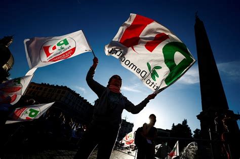 Italy's election campaign ends, tensions between EU and right flares