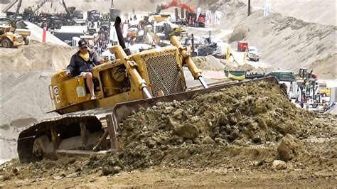 Superb Cat D Dozer In Action Youtube