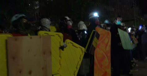 Police Raid Anti War Encampment At Ucla Breaking Now Minnesota