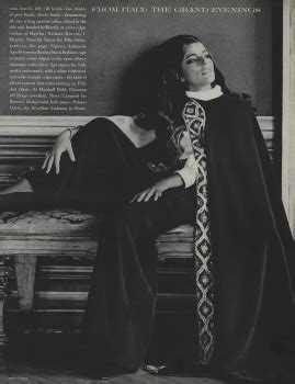 US Vogue September 15 1968 Françoise Rubartelli by Irving Penn the