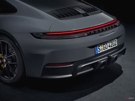 傳奇跑車正式油電化！porsche 發表改款 911 車系，國內建議售價 704 萬起！