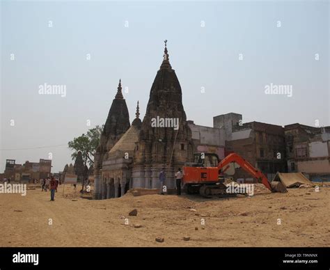 Kashi Vishwanath Corridor Hi Res Stock Photography And Images Alamy