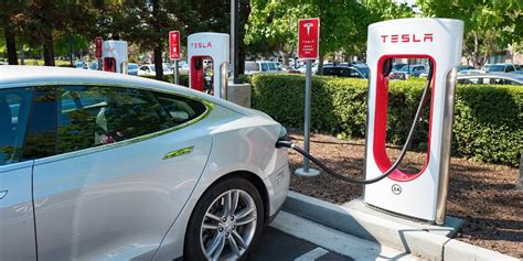 Tesla Supercharger V3 Nová Nabíjacia Stanica Od Tesly Má Výkon 250 Kw