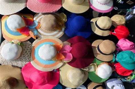 3 Tips Memilih Topi Buat Kita Yang Punya Ukuran Kepala Besar Cewekbanget