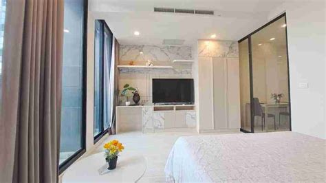 New And Fully Furnished Bedroom On A High Floor At Noble Ploenchit