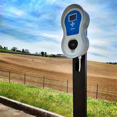 Stazione Di Carica Per Veicoli Elettrici Infinergi Isemar