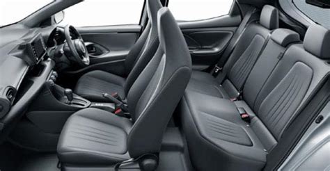 New Toyota Yaris Hybrid Interior picture, Inside view photo and Seats image