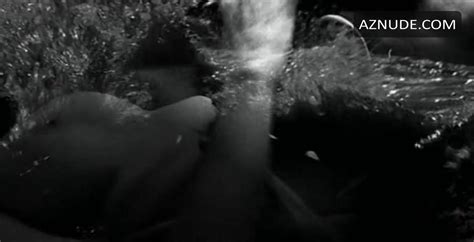 DESEO NUDE SCENES AZNude