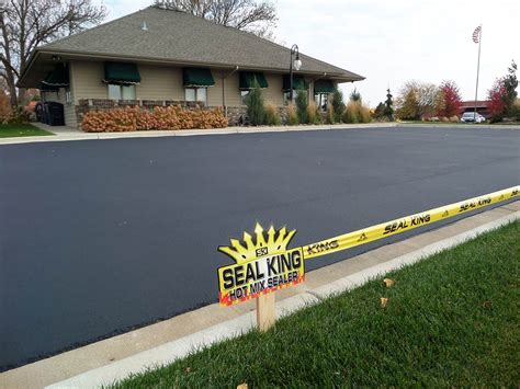 Commercial Asphalt Seal Coating Minnesota Professional Seal Coating