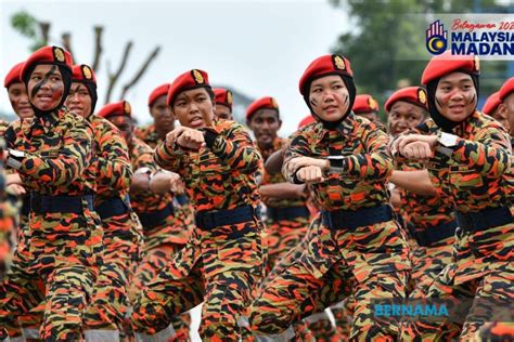 Belanjawan Kerajaan Laksana Inisiatif Galak Wanita Kembali Bekerja