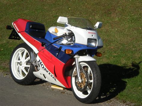 Gebrauchte Honda Vfr R Ez Km Eur