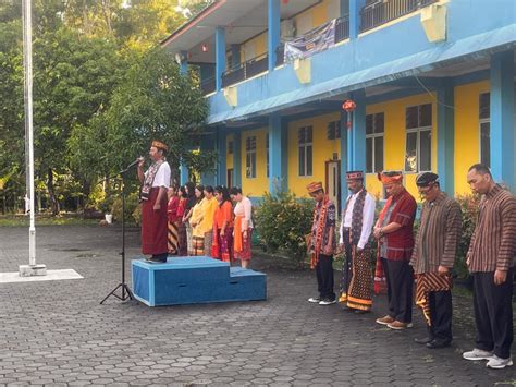 Belajar Dari Sang Pelopor Pendidikan Thomas Semarakkan Semboyan Ki