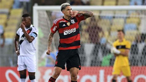 Flamengo vence o Vasco novamente e está na decisão do Campeonato