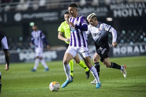 Fotos El Real Valladolid Sufre Pero Vence Al Cartagena 2 3 El