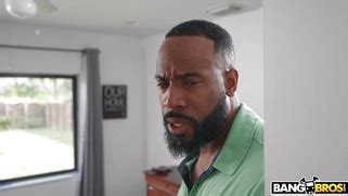 Thick Ass Daphne Takes The Shower Porn Movies Movs