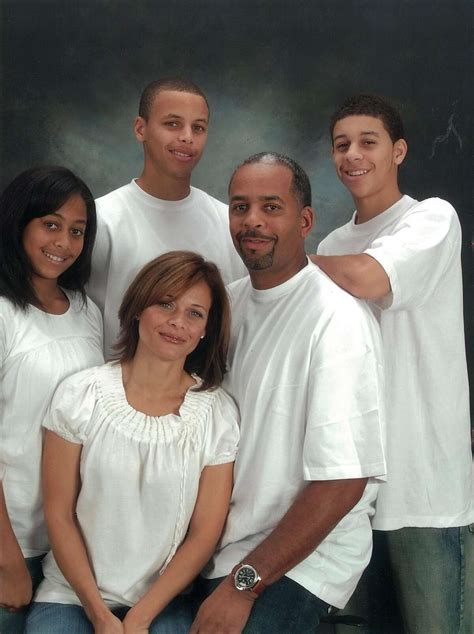 Steph and Seth Curry shock sister with epic wedding present