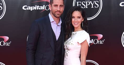 Is Olivia Munn To Blame For Aaron Rodgers’ Family Feud? | Star Magazine