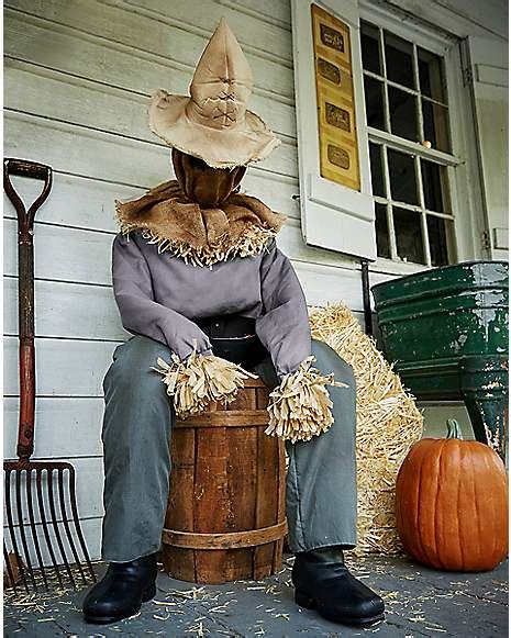 Spirit halloween sitting scarecrow - lagoagrio.gob.ec