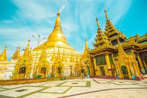 Visiting Shwedagon Pagoda All You Need To Know Cheap Countries To