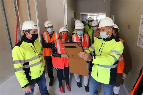 En Im Genes Lamb N Visita Las Obras Del Futuro Hospital De Teruel