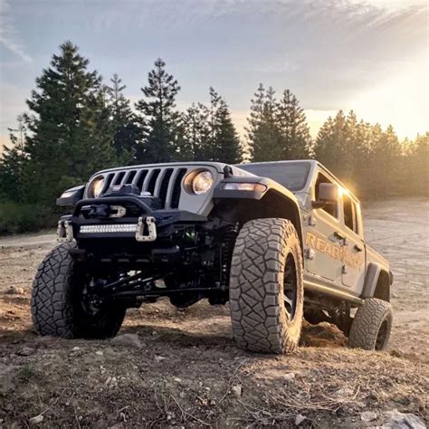 lift kit spotlight readylift  gladiator terrain max kit offroad source