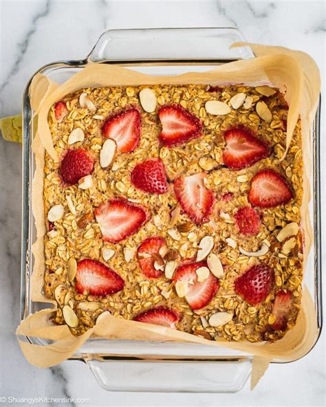 Baked Strawberry Oatmeal Bars Vegan Shuangy S Kitchensink