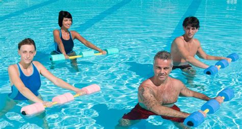 Aquagym on a testé pour vous une séance d aquagym