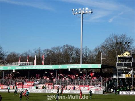 Fotos Galerie Gästefans SC Preußen Münster Rot Weiss Essen 28