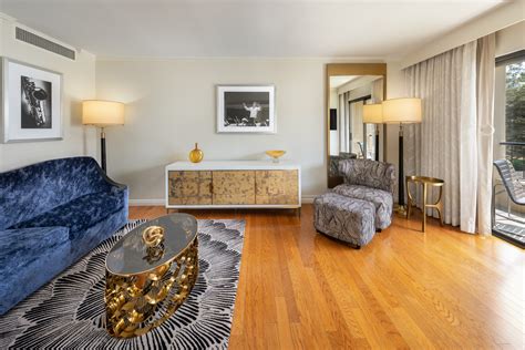 Avenue of the Arts Costa Mesa, a Tribute Portfolio Hotel, Costa Mesa ...