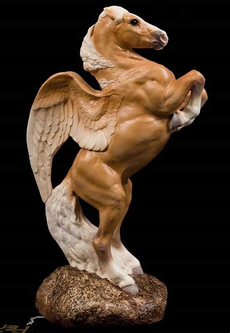 Male Pegasus – Palomino – Windstone Editions