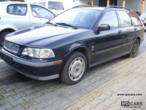 1999 Volvo V40 T4 Air Leather Car Photo And Specs