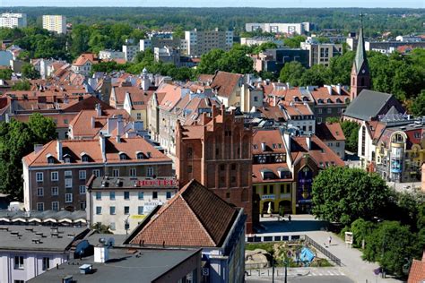 Ilu mieszkańców liczy twoje osiedle Najnowsze dane o największych i