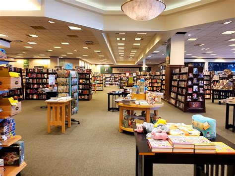 Barnes Noble Opening In Wicker Park This Week