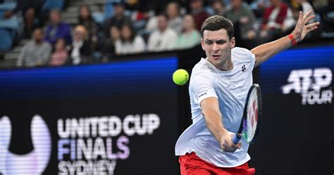 Hubert Hurkacz wypadł z czołowej 10 rankingu ATP Sport w INTERIA PL