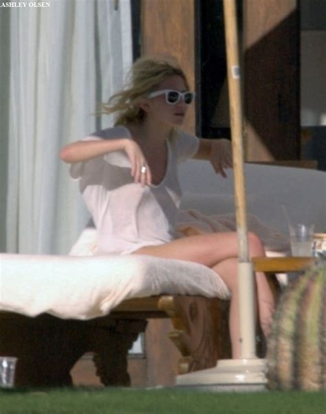 Naked Эшли Олсен Added by