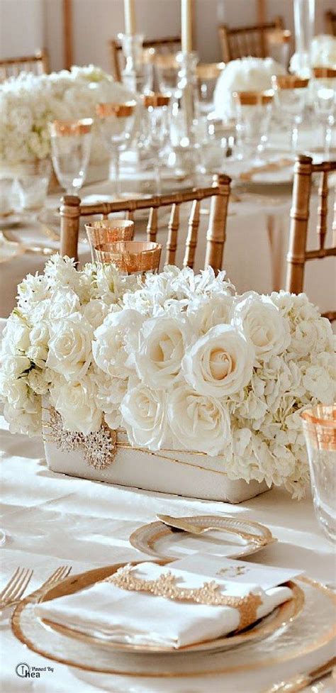 Simple Elegant All White Wedding Color Ideas Hi Miss Puff