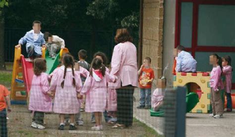 Botte Ai Bambini Dell Asilo Arrestate Due Maestre