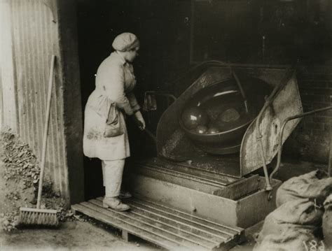 25 Amazing Photos Show British Womens Work During WWI Vintage Everyday