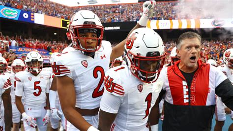 Utah Utes unveil uniform combo for Oregon matchup - Sports Illustrated ...