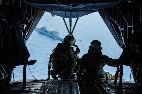 Big Iron Aircrew South China Sea March Marines Flickr