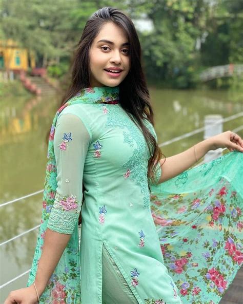 Beautiful Bangladeshi Girls Mariazinha