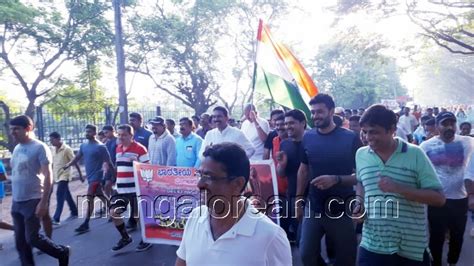 Unity Run Marks Sardar Patels Birth Anniversary In City