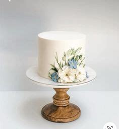 Pin By Laura Gunter On Cake Decorating In Simple Cake Designs