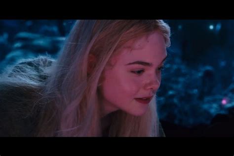 Pin By Lillian Vang On Elle Fanning