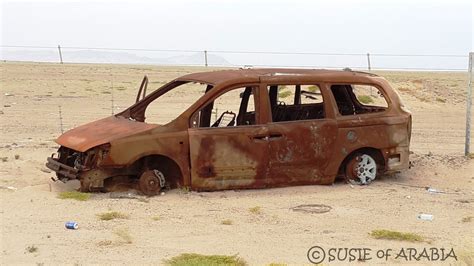 Jeddah Daily Photo: Abandoned Cars in the Desert