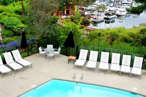 Brentwood Bay Lodge and Spa, a boutique hotel in Victoria