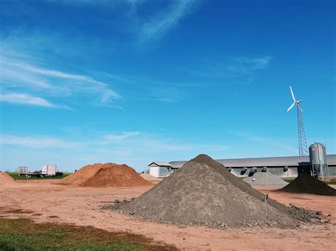 Bulk Yard - Kool Breeze Farms
