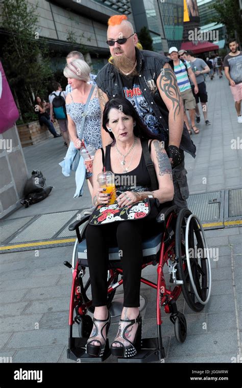 Guns N Roses 2017 Concert Fans Arrive At Entrance Of The Queen Elizabeth Olympic Park Stadium