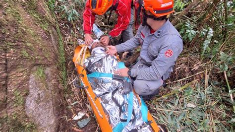 Turista é resgatado após 2 dias perdido no Pico da Onça em Minas Gerais