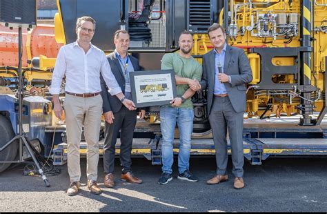 Plasser Theurer Upgrades Tamping Machine Zw Railway Supply